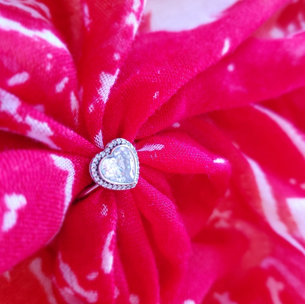 Pandora Sparkling Heart Ring